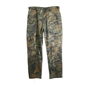 Cabela's Green Camouflage Cargo Pants